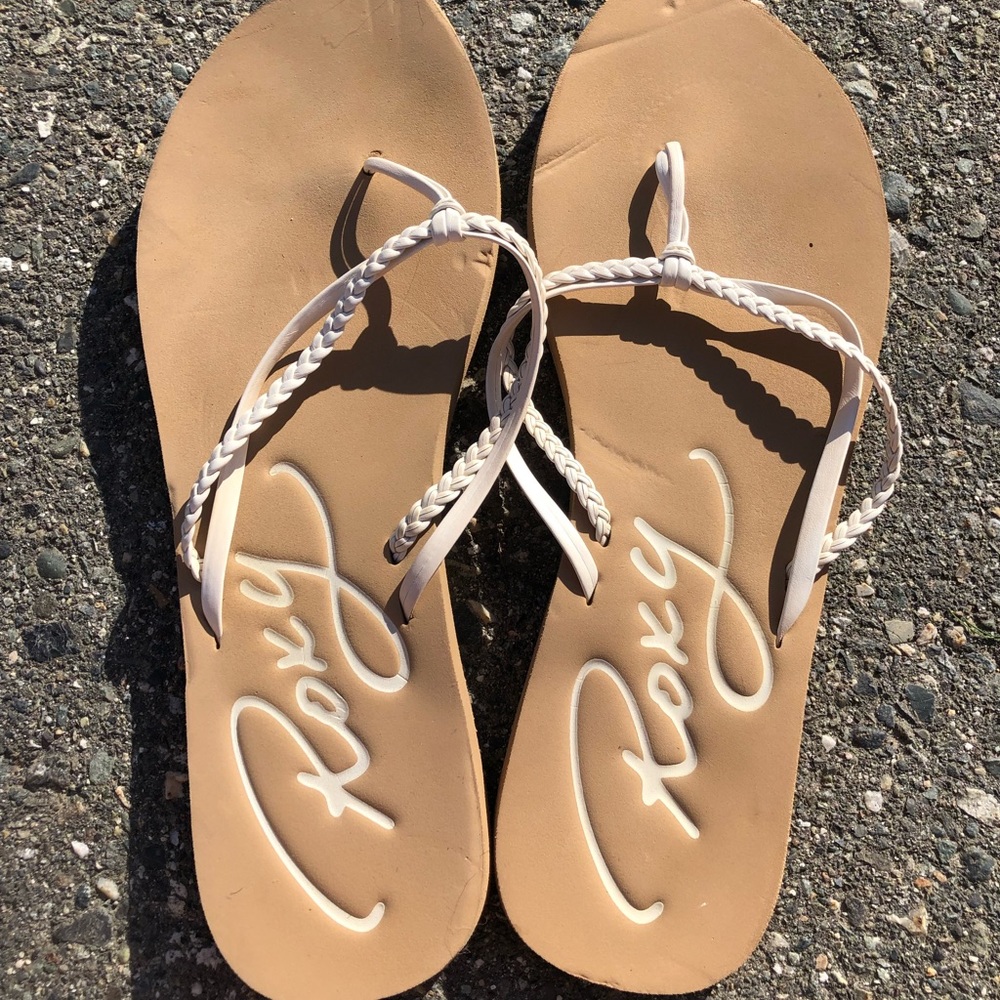 Roxy sandals